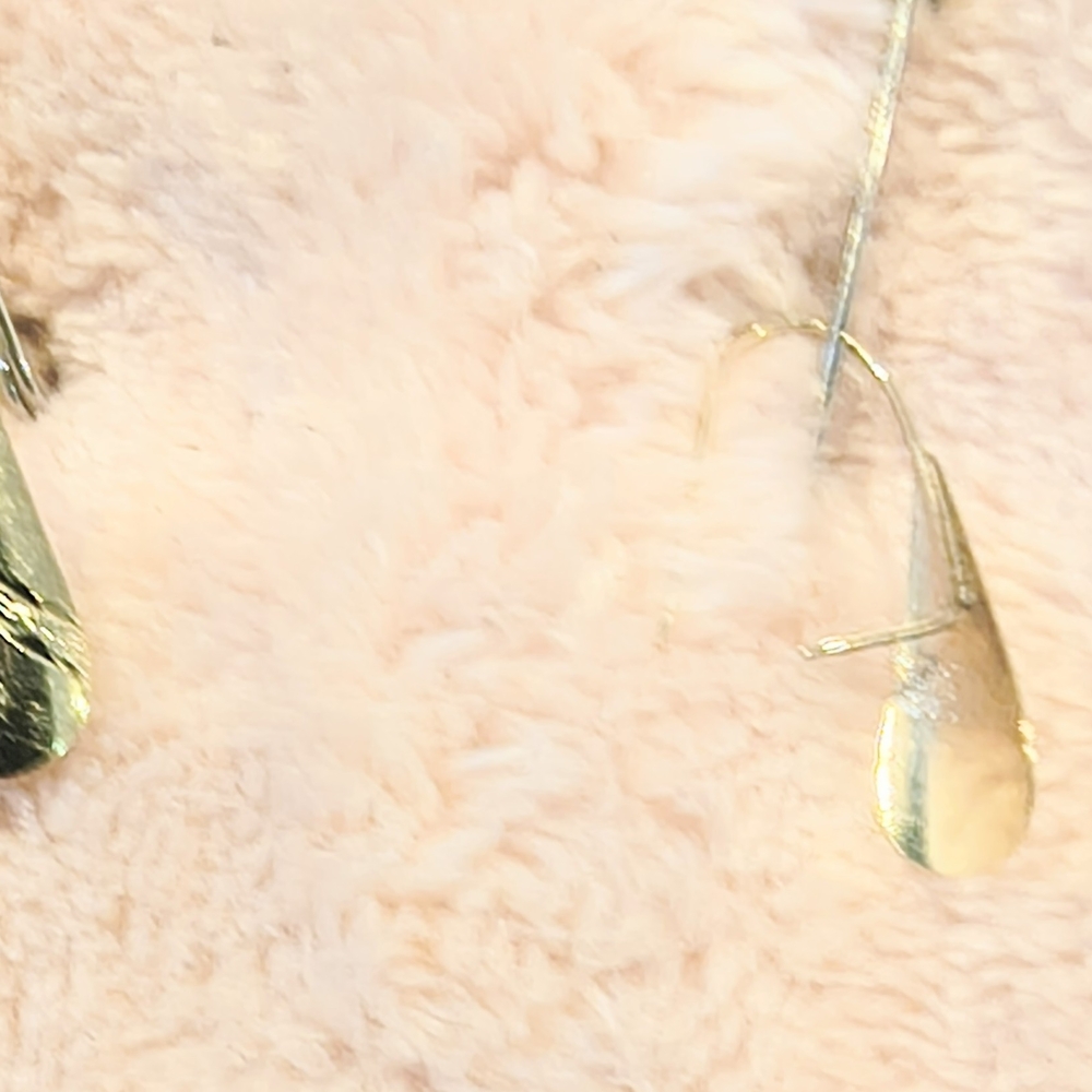 Elegant Gold Drop Earrings - Picture 2 of 6